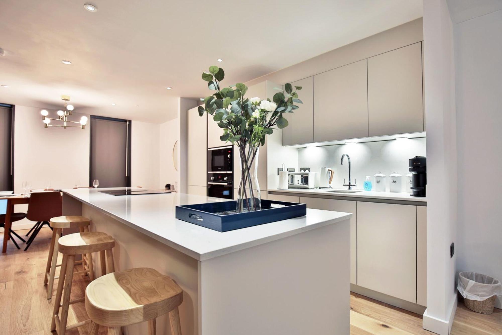 Stunning Luxury Townhouse In Centre Of Манчестер Экстерьер фото
