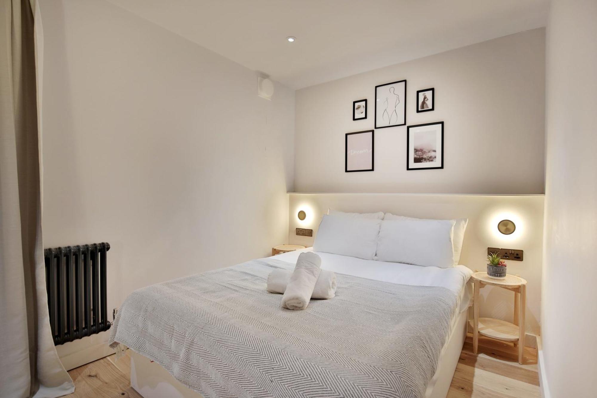Stunning Luxury Townhouse In Centre Of Манчестер Экстерьер фото