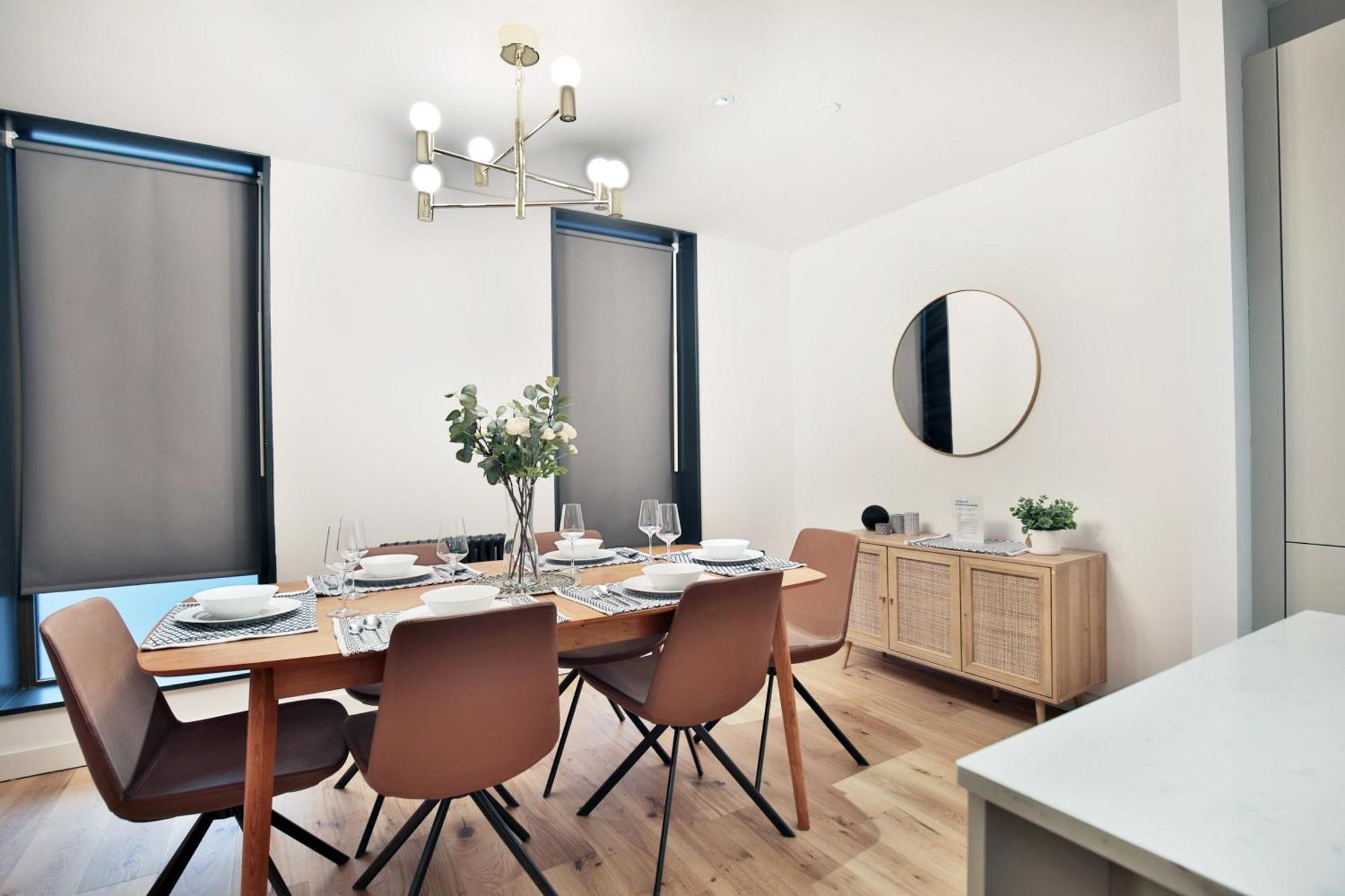 Stunning Luxury Townhouse In Centre Of Манчестер Экстерьер фото